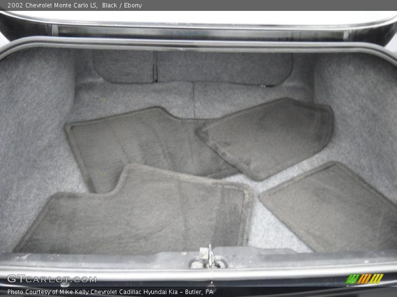 Black / Ebony 2002 Chevrolet Monte Carlo LS