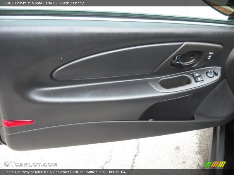 Black / Ebony 2002 Chevrolet Monte Carlo LS