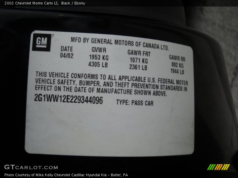 Black / Ebony 2002 Chevrolet Monte Carlo LS
