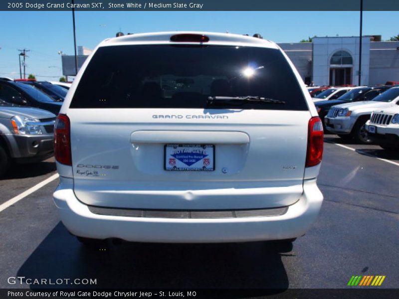 Stone White / Medium Slate Gray 2005 Dodge Grand Caravan SXT