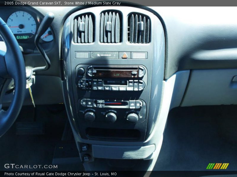 Stone White / Medium Slate Gray 2005 Dodge Grand Caravan SXT