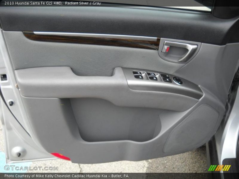 Radiant Silver / Gray 2010 Hyundai Santa Fe GLS 4WD