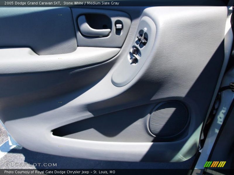 Stone White / Medium Slate Gray 2005 Dodge Grand Caravan SXT