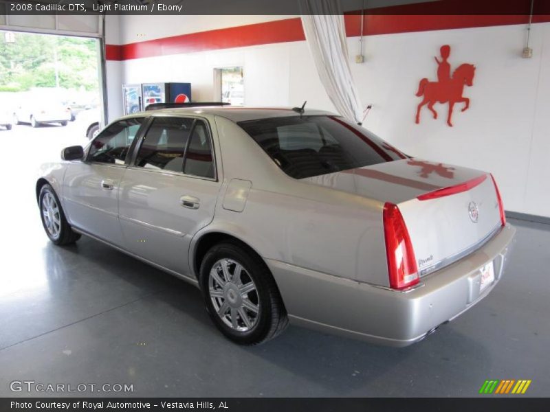 Light Platinum / Ebony 2008 Cadillac DTS