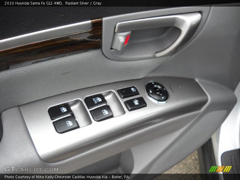 Radiant Silver / Gray 2010 Hyundai Santa Fe GLS 4WD