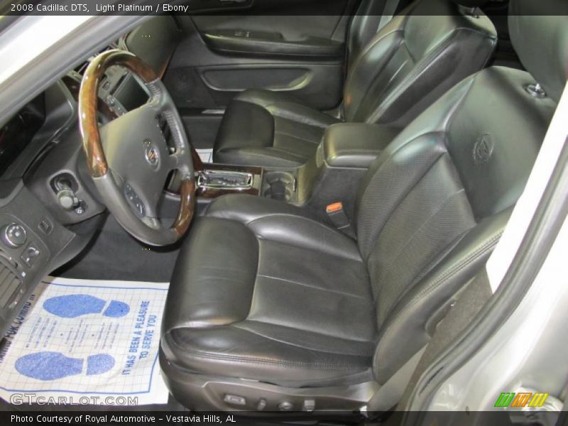Light Platinum / Ebony 2008 Cadillac DTS