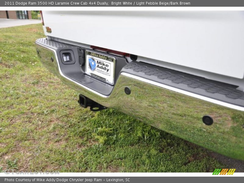 Bright White / Light Pebble Beige/Bark Brown 2011 Dodge Ram 3500 HD Laramie Crew Cab 4x4 Dually