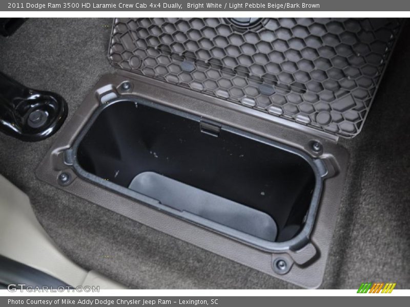 Bright White / Light Pebble Beige/Bark Brown 2011 Dodge Ram 3500 HD Laramie Crew Cab 4x4 Dually