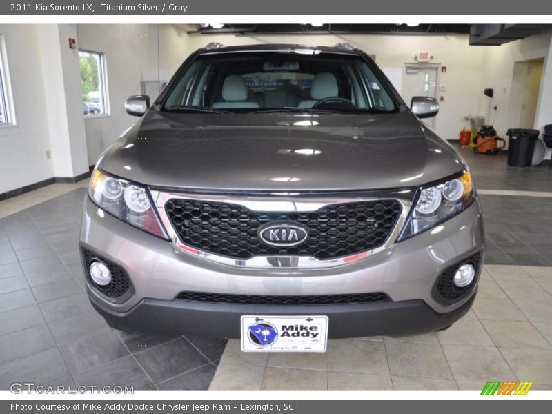 Titanium Silver / Gray 2011 Kia Sorento LX