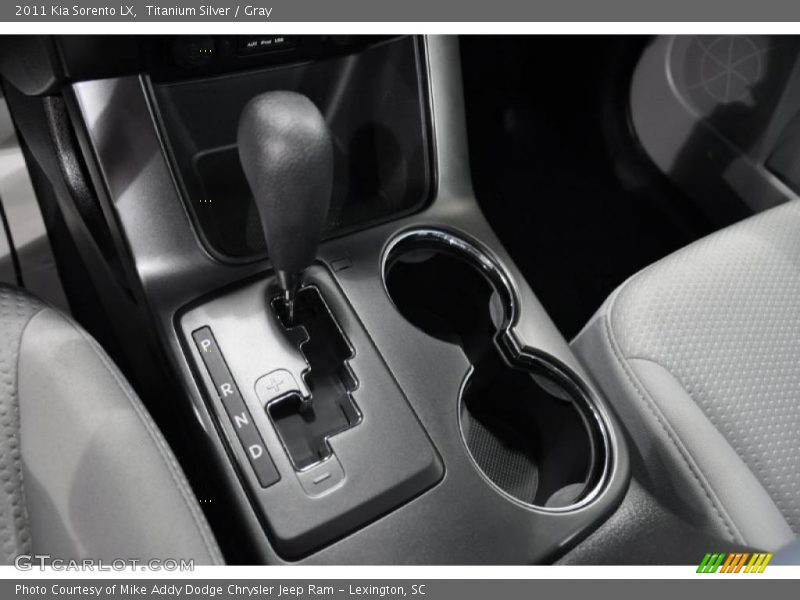Titanium Silver / Gray 2011 Kia Sorento LX