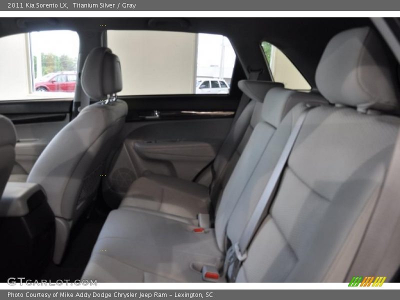 Titanium Silver / Gray 2011 Kia Sorento LX