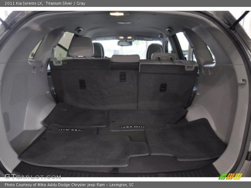 Titanium Silver / Gray 2011 Kia Sorento LX