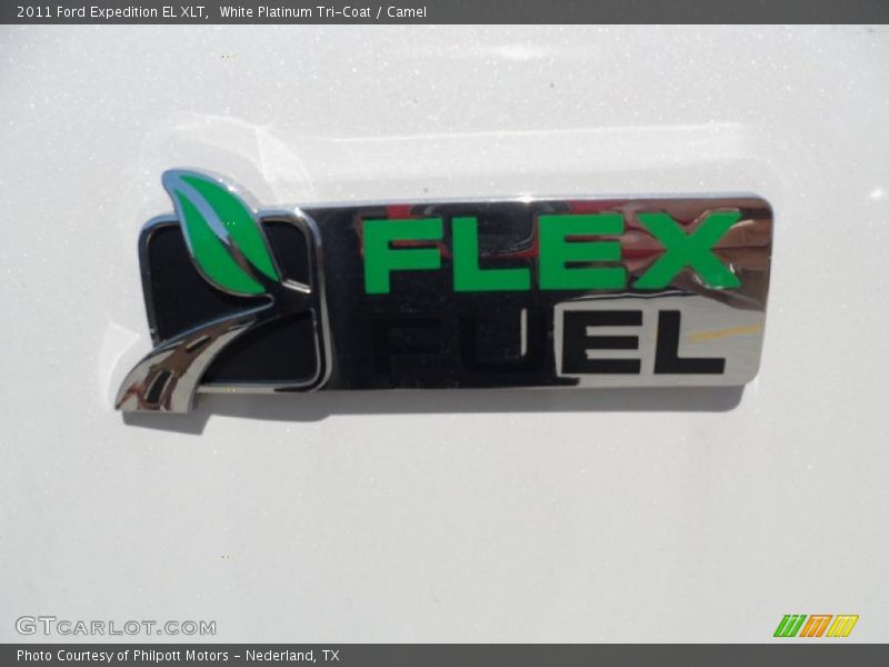 White Platinum Tri-Coat / Camel 2011 Ford Expedition EL XLT