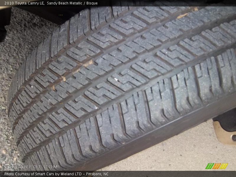 Sandy Beach Metallic / Bisque 2010 Toyota Camry LE
