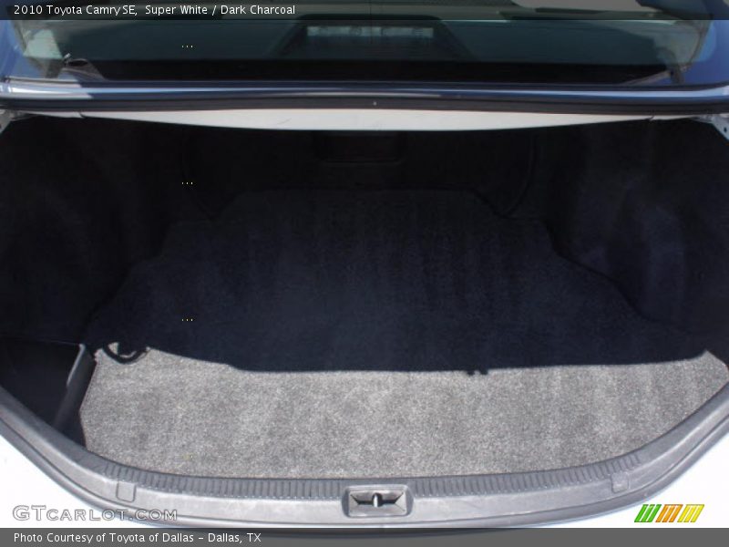 Super White / Dark Charcoal 2010 Toyota Camry SE