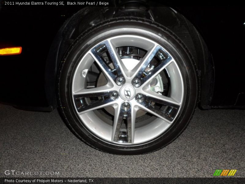 Black Noir Pearl / Beige 2011 Hyundai Elantra Touring SE