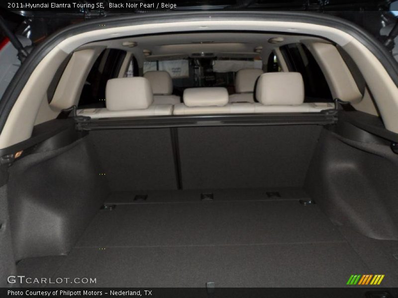 Black Noir Pearl / Beige 2011 Hyundai Elantra Touring SE