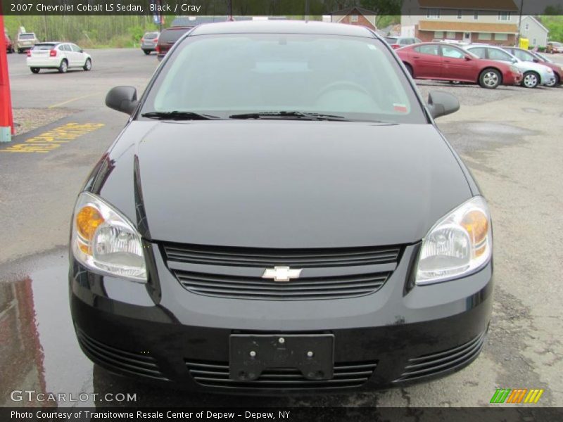 Black / Gray 2007 Chevrolet Cobalt LS Sedan