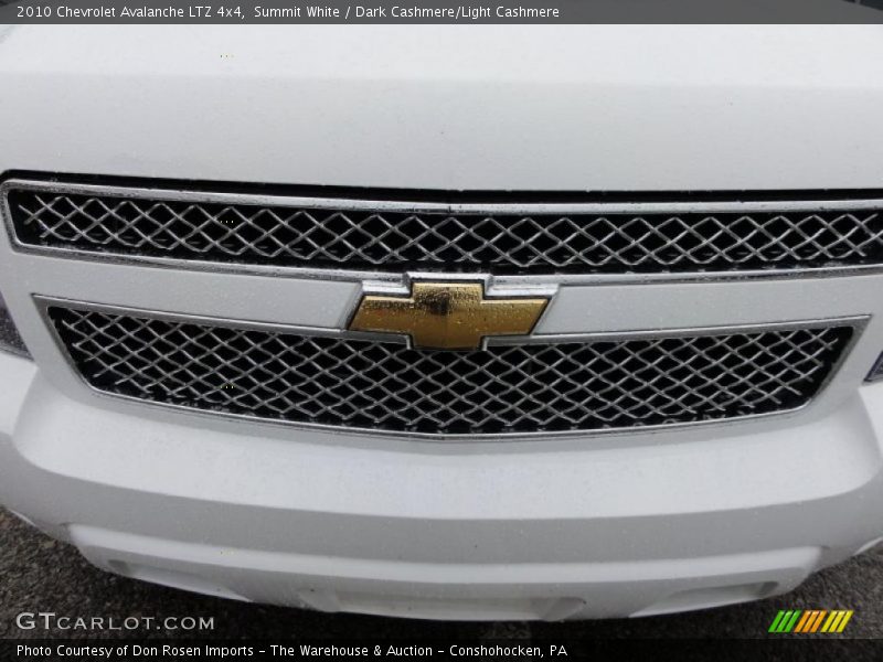 Summit White / Dark Cashmere/Light Cashmere 2010 Chevrolet Avalanche LTZ 4x4