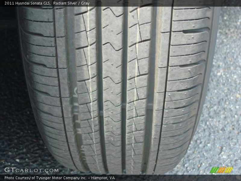 Radiant Silver / Gray 2011 Hyundai Sonata GLS