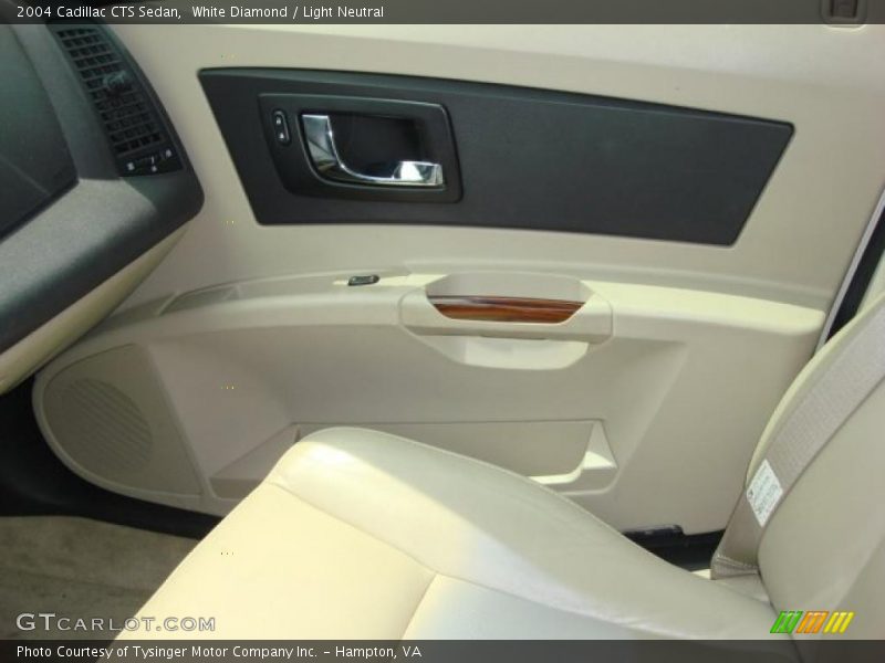 White Diamond / Light Neutral 2004 Cadillac CTS Sedan