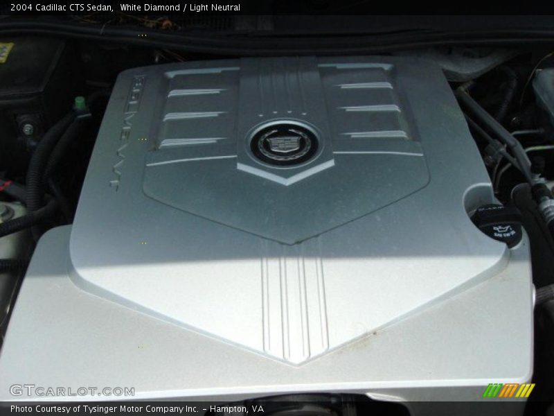 White Diamond / Light Neutral 2004 Cadillac CTS Sedan
