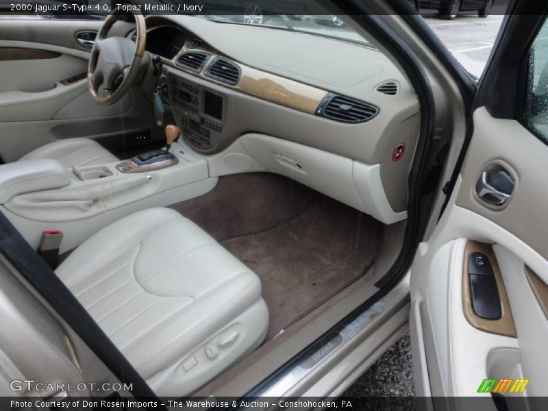  2000 S-Type 4.0 Ivory Interior