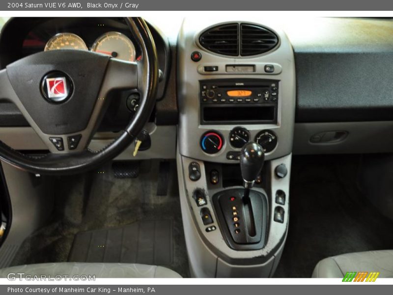 Black Onyx / Gray 2004 Saturn VUE V6 AWD