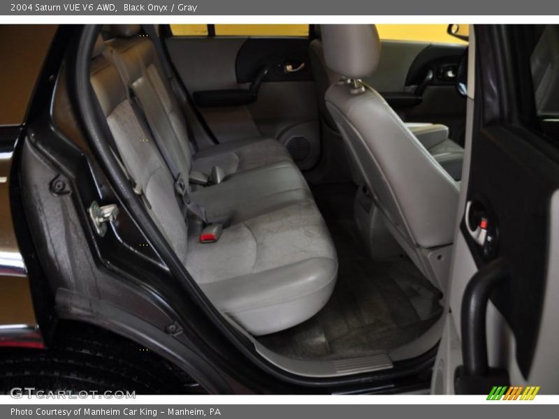 Black Onyx / Gray 2004 Saturn VUE V6 AWD