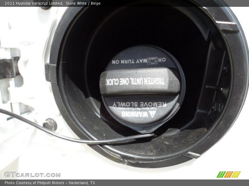 Stone White / Beige 2011 Hyundai Veracruz Limited