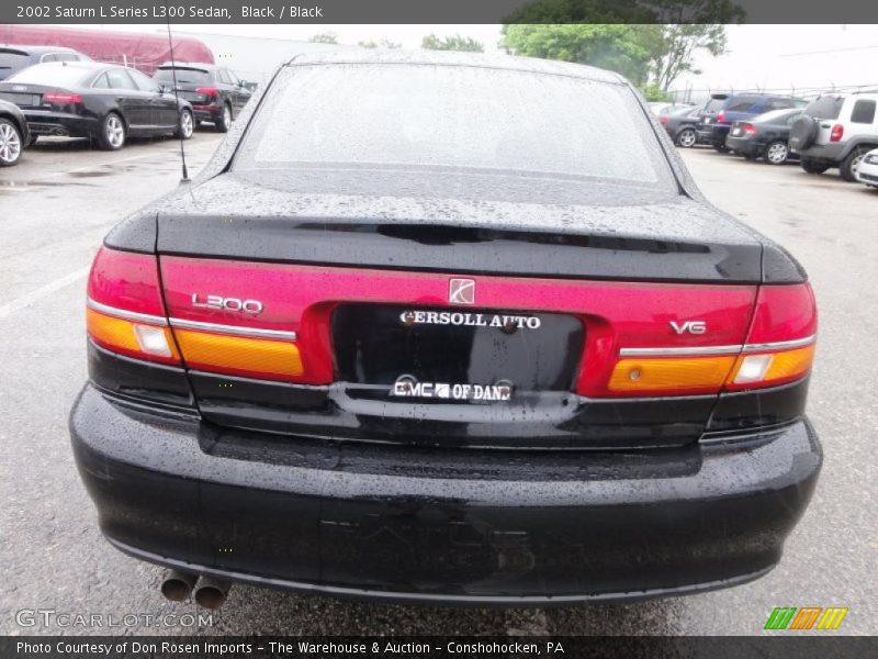 Black / Black 2002 Saturn L Series L300 Sedan