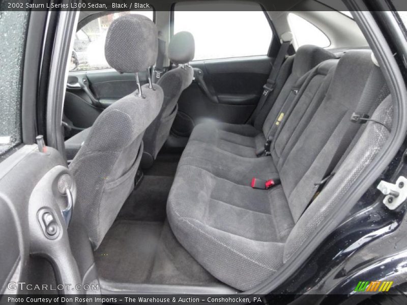  2002 L Series L300 Sedan Black Interior