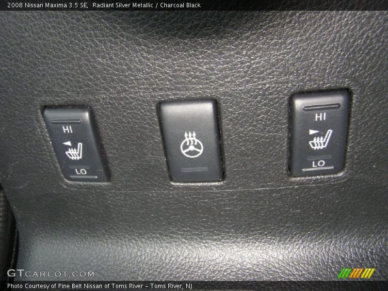 Radiant Silver Metallic / Charcoal Black 2008 Nissan Maxima 3.5 SE