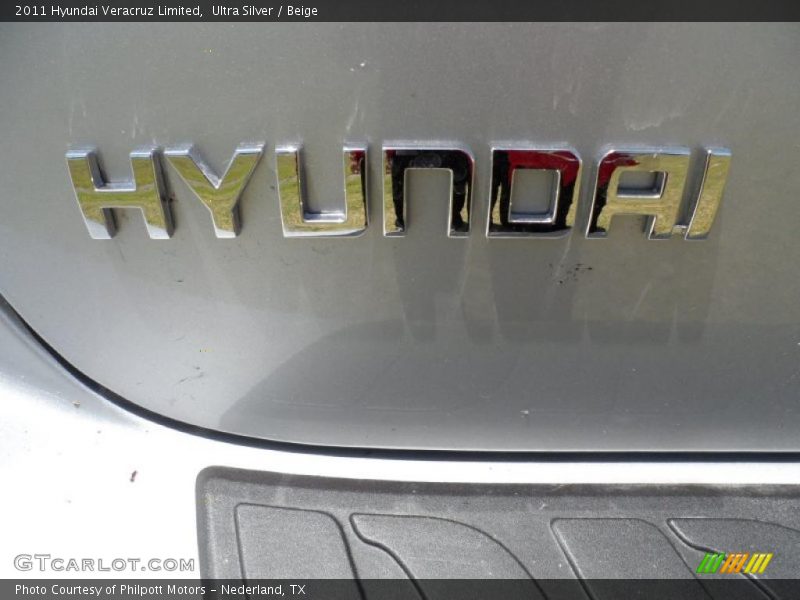 Ultra Silver / Beige 2011 Hyundai Veracruz Limited