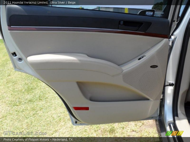 Ultra Silver / Beige 2011 Hyundai Veracruz Limited