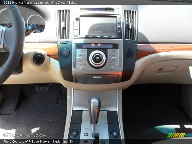 Ultra Silver / Beige 2011 Hyundai Veracruz Limited