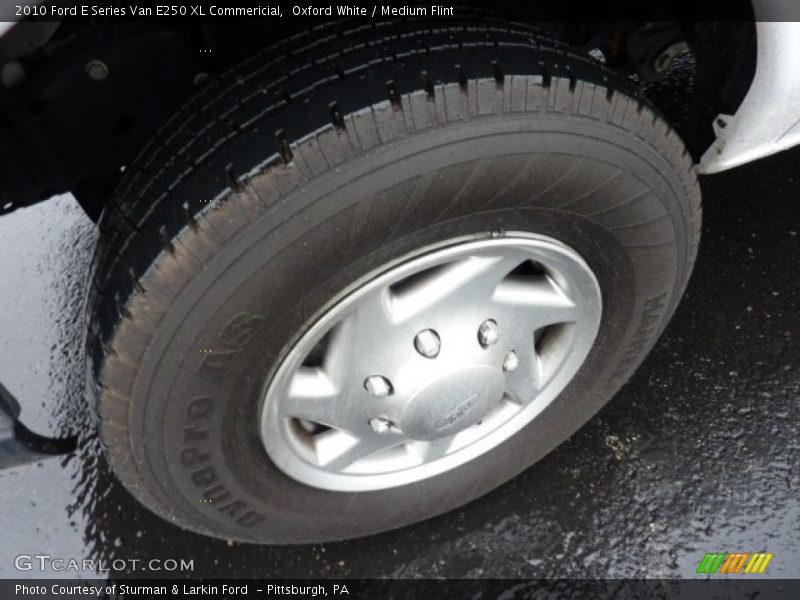 Oxford White / Medium Flint 2010 Ford E Series Van E250 XL Commericial