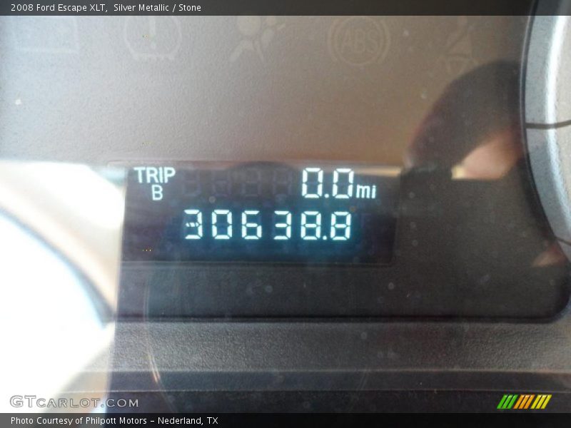 Silver Metallic / Stone 2008 Ford Escape XLT