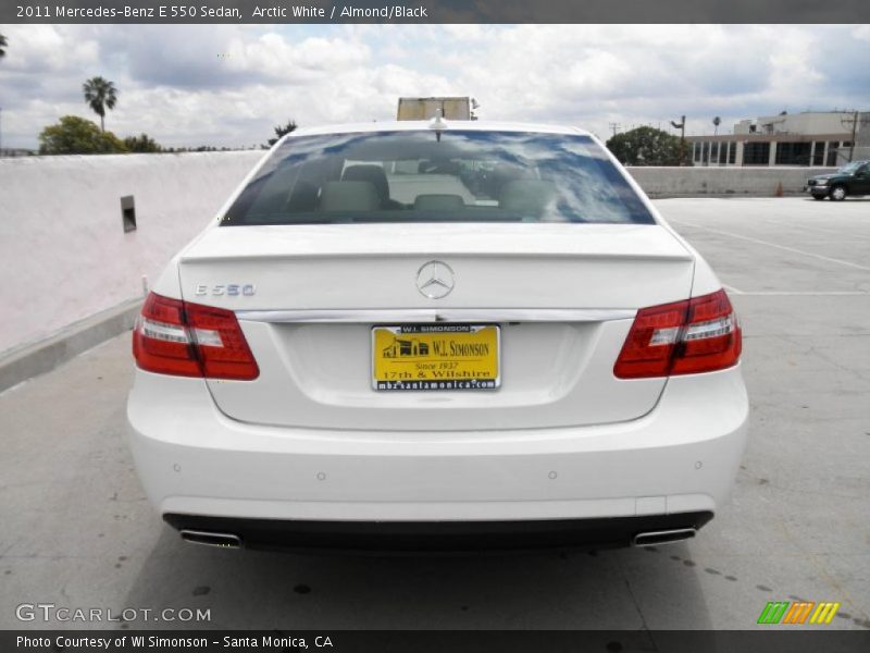 Arctic White / Almond/Black 2011 Mercedes-Benz E 550 Sedan