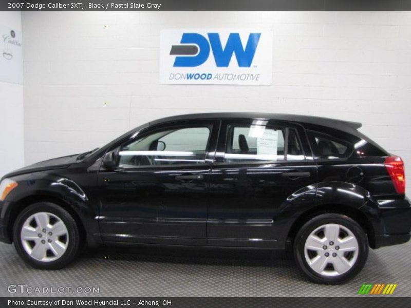 Black / Pastel Slate Gray 2007 Dodge Caliber SXT