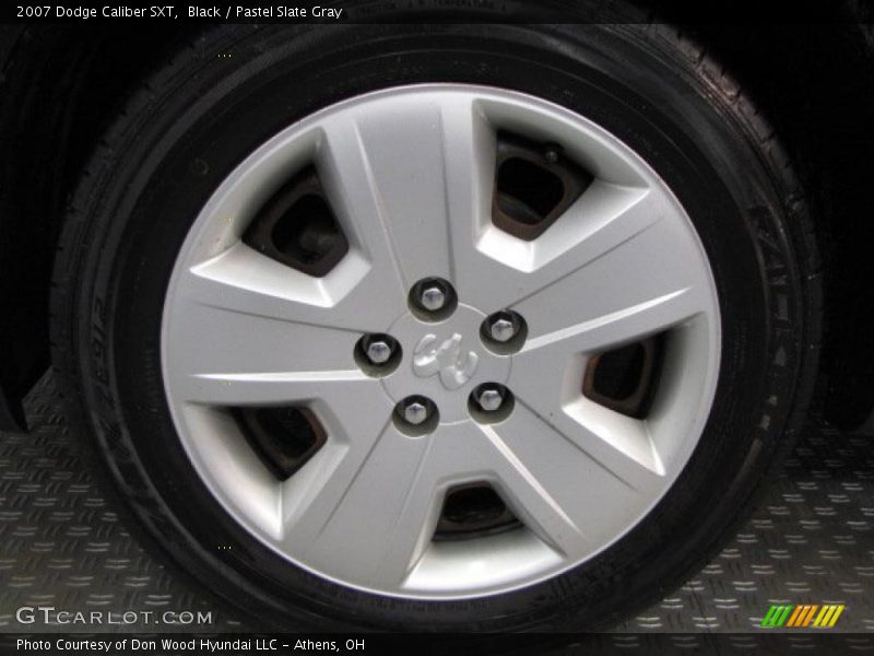 Black / Pastel Slate Gray 2007 Dodge Caliber SXT