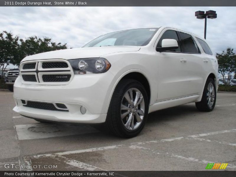 Front 3/4 View of 2011 Durango Heat