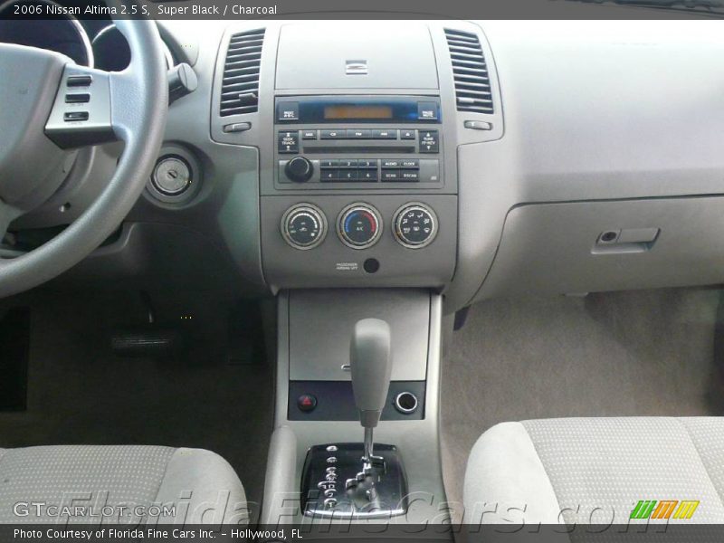 Super Black / Charcoal 2006 Nissan Altima 2.5 S