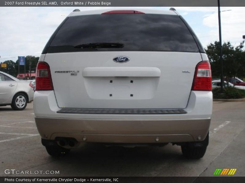 Oxford White / Pebble Beige 2007 Ford Freestyle SEL AWD