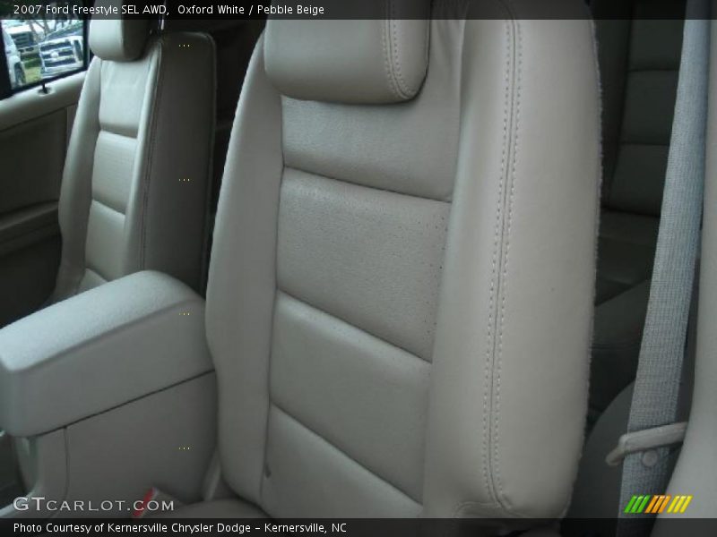 Oxford White / Pebble Beige 2007 Ford Freestyle SEL AWD
