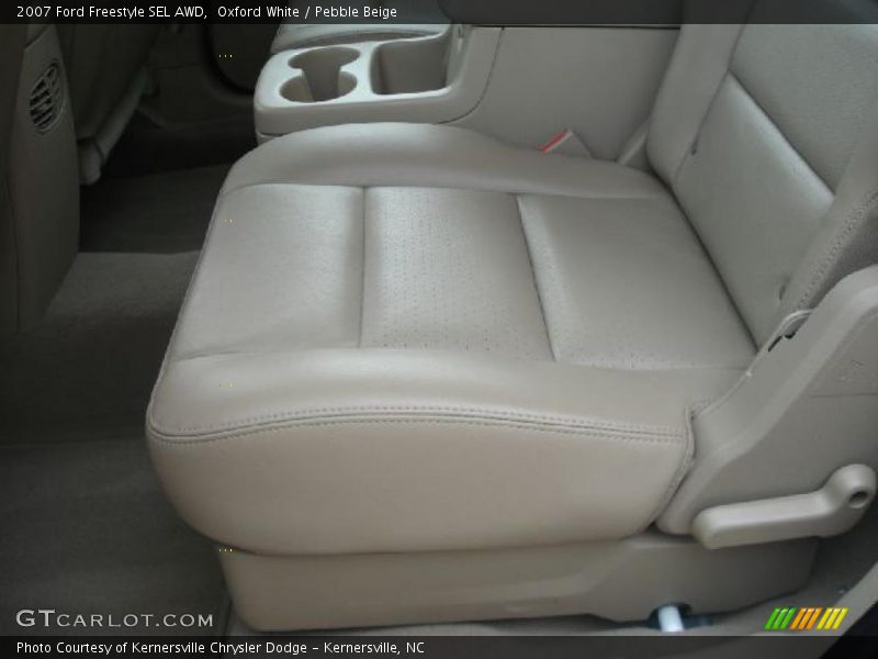 Oxford White / Pebble Beige 2007 Ford Freestyle SEL AWD