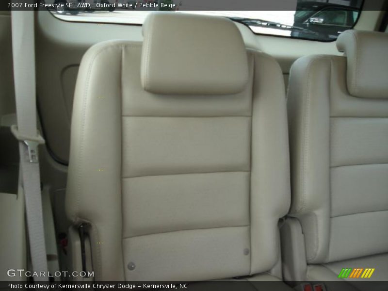 Oxford White / Pebble Beige 2007 Ford Freestyle SEL AWD