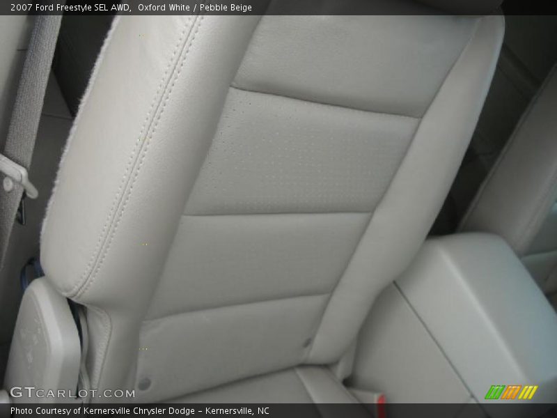 Oxford White / Pebble Beige 2007 Ford Freestyle SEL AWD