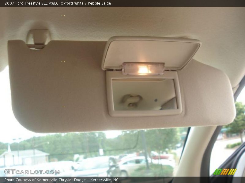 Oxford White / Pebble Beige 2007 Ford Freestyle SEL AWD