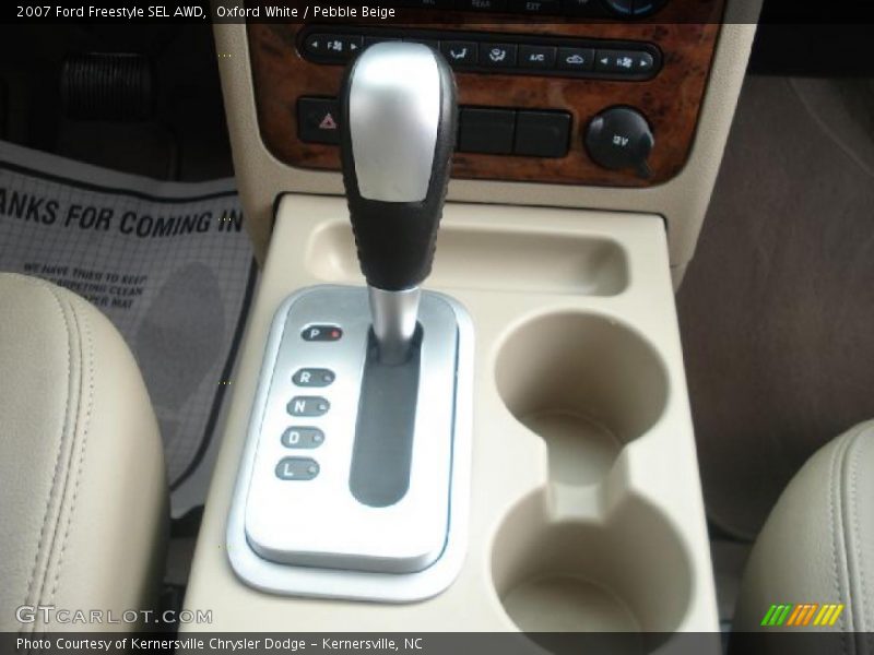 Oxford White / Pebble Beige 2007 Ford Freestyle SEL AWD